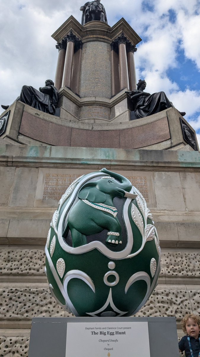 After much walking today, I got the last 76 eggs to complete the Big Egg Hunt 2025.
Only gripes being there's no plinth or code for the Tower of London egg &amp; the Jag Sihra National Theatre egg shares a code with her Marylebone egg so you can't tick that one off.
#Bigegghunt2025