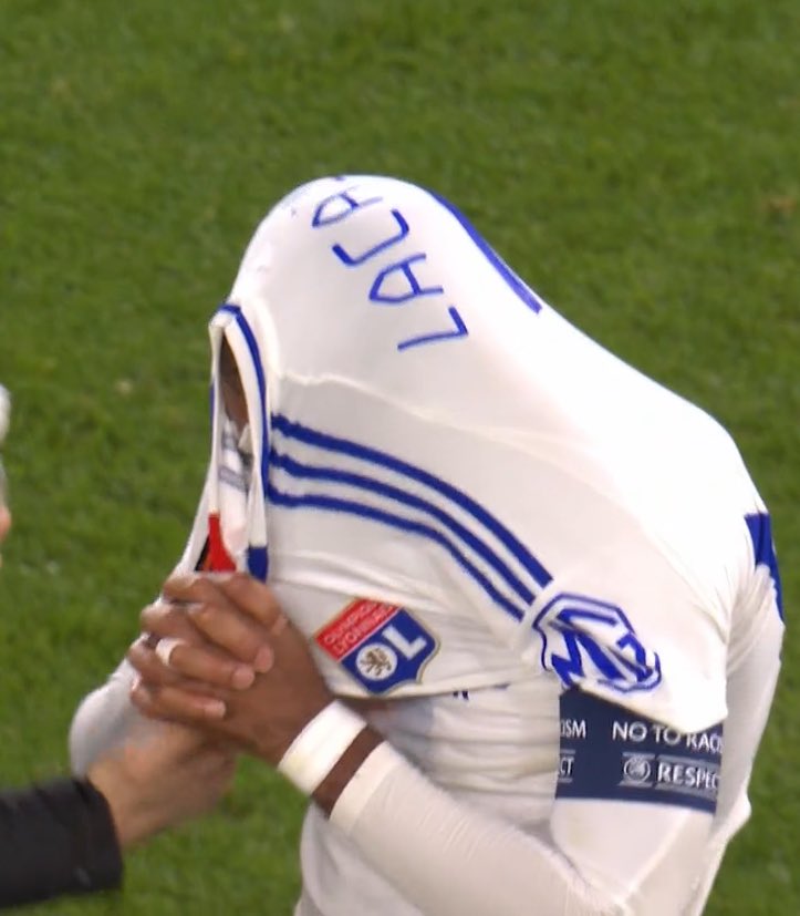 TrollFootball's tweet photo. How it started                 How it ended https://t.co/JHQUgIyaVW