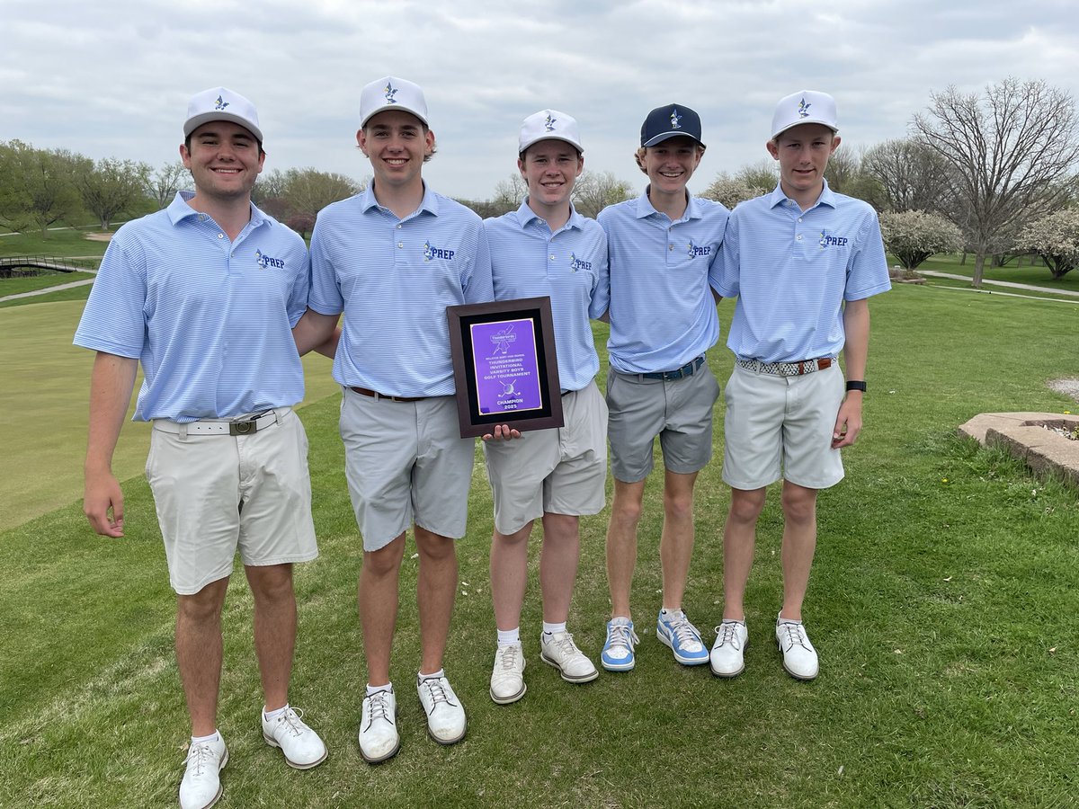 juniorjaysgolf's tweet image. Another win for the boys today! Team score of 301 for CPGT at the Bellevue West Varsity Invite! 

Trevor - 72 - 🥉 
Harper - 75 - 8th
Chase - 76 - 10th 
Will - 78
Rylan - 81 

Next up: Prep Invite on Monday!