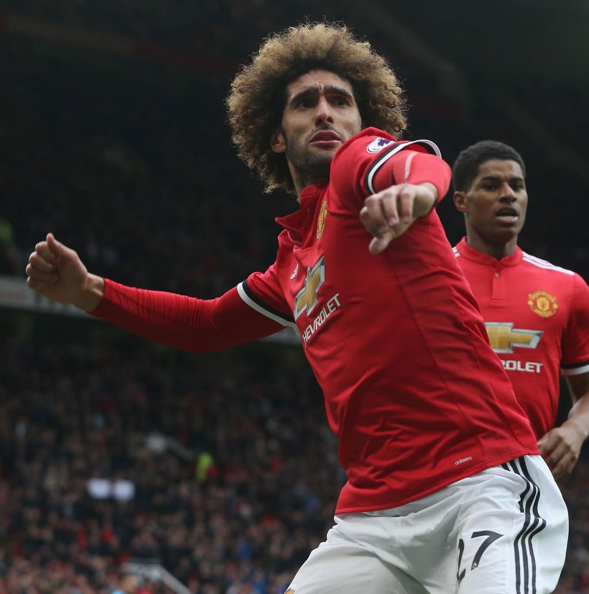 FrankEra_'s tweet photo. Maguire has got that Fellaini clutch gene when we put him upfront it’s crazy 😭😭 https://t.co/pjydPcu5w4