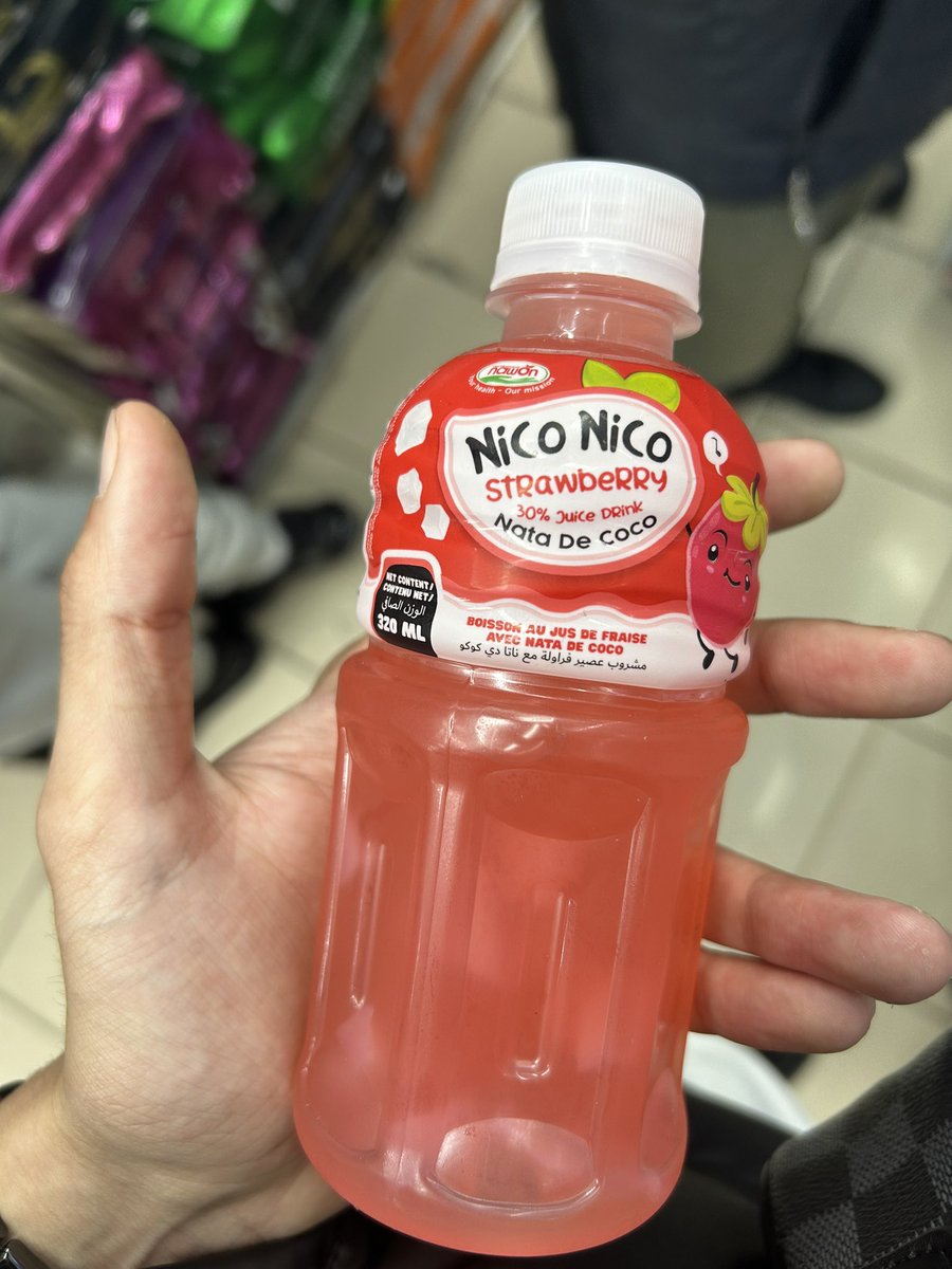 _tkh04n's tweet photo. I just wanted a mogu mogu…. https://t.co/PrNUqDg8Ru