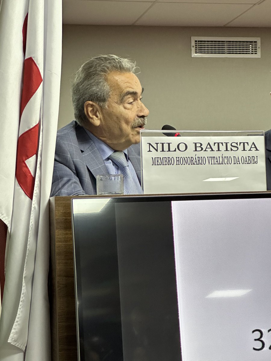 segdireitos's tweet photo. Aniversário do Nilo hoje! 81 anos! Vida longa ao Professor, cada vez mais crítico e revolucionário! https://t.co/ztFaY0yL73