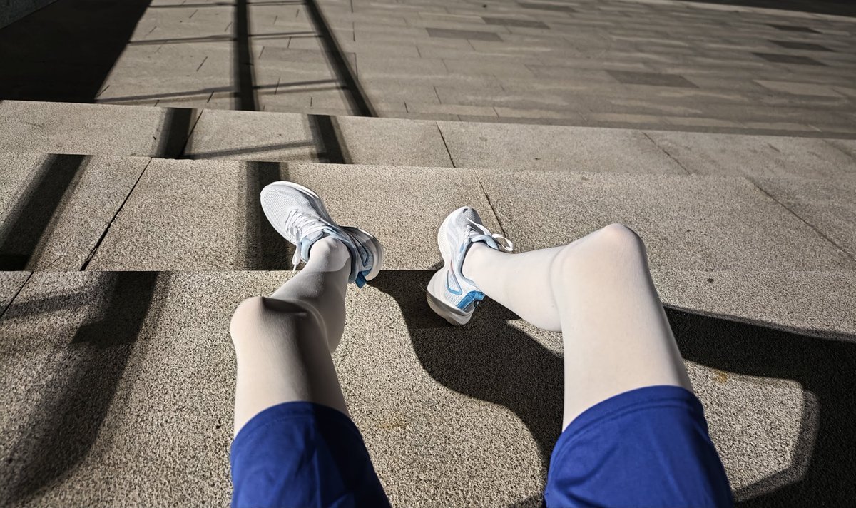 有的兄弟，还有的...
#白丝