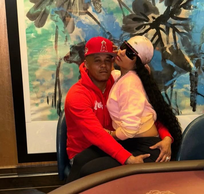 LJ_Onika's tweet photo. Barbie & Ken π
#LifeSizeBarbie
#BarbEntertainment https://t.co/wPnUK2fN0G