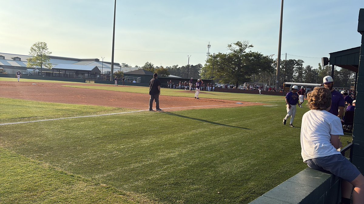 Gorgeous 77 Degree Night at Daphne HS hosting Robertsdale, winner advances to playoffs