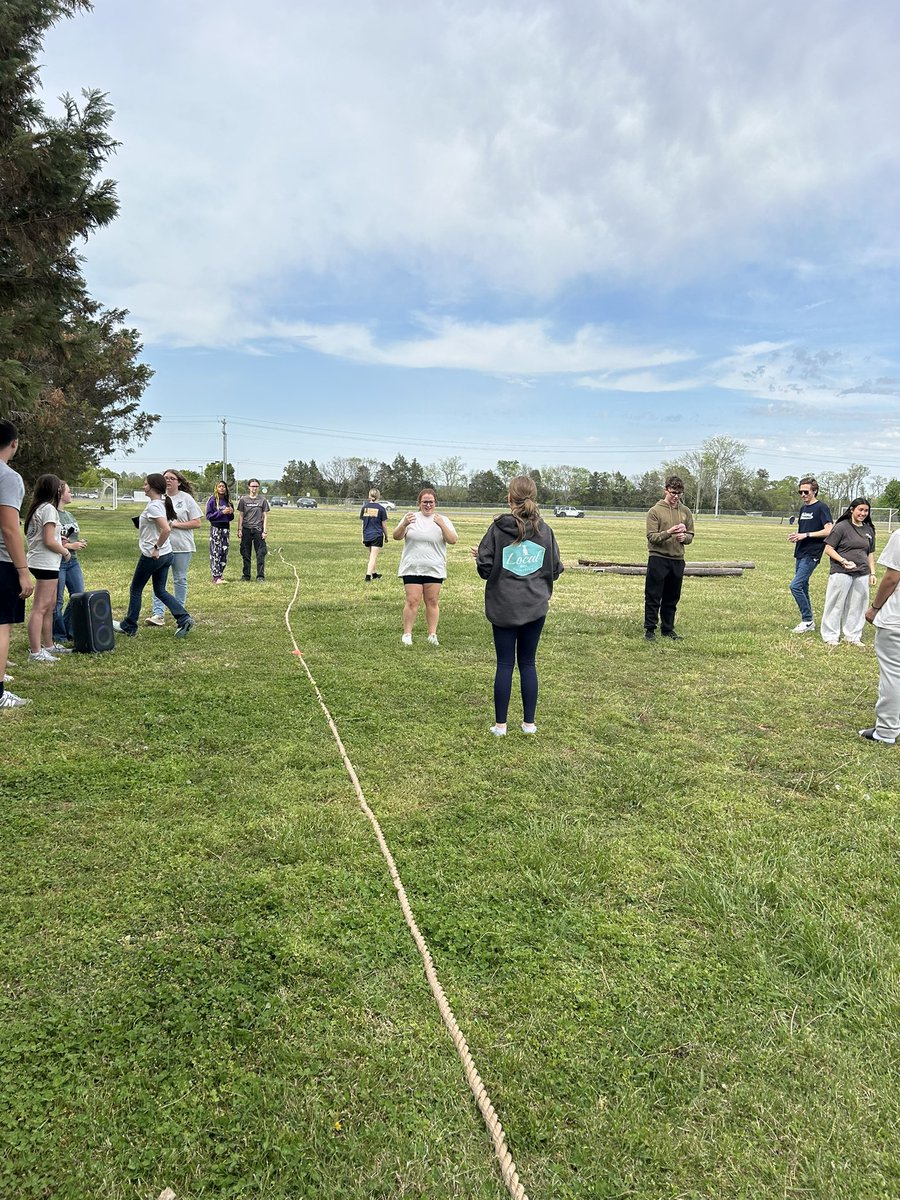 💥This months chapter meeting was a blast! 💥Chapter members were able to spend time with friends while enjoying some friendly competition! These members showed their competitive side in tug of war , a water balloon toss, and an egg race!