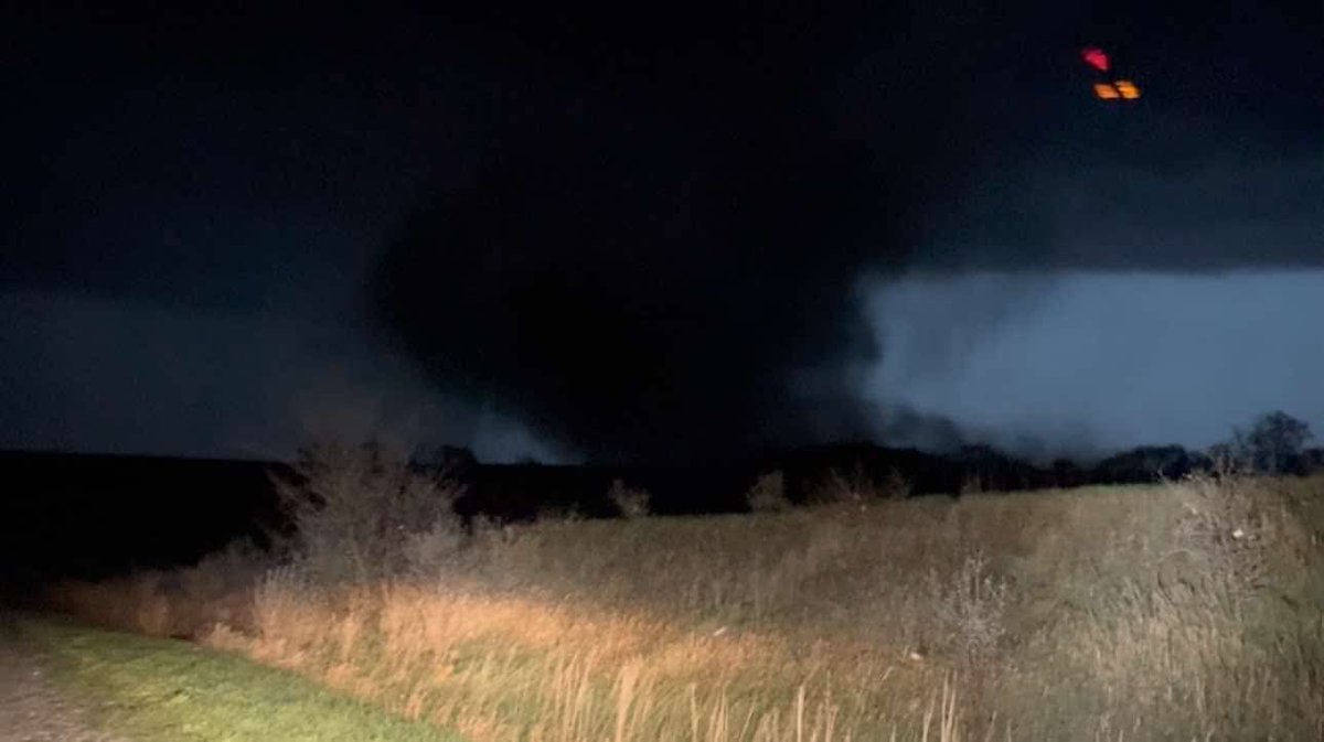 🌪️Another view of the tornado near Tabor, Iowa! 

LSC/Matthew Smith