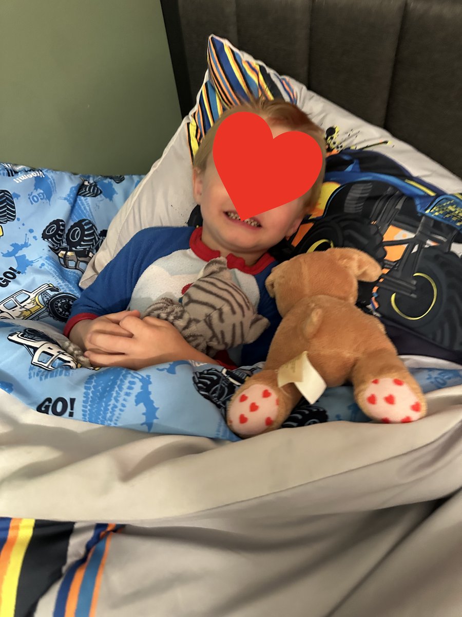 CMFCAA's tweet photo. Our Direct Services recently assembled a bed and dresser. The child loved it and the family was overjoyed with the support. 

#CMFCAACares #Resources #FamilySupport https://t.co/79Pp4UDSVV