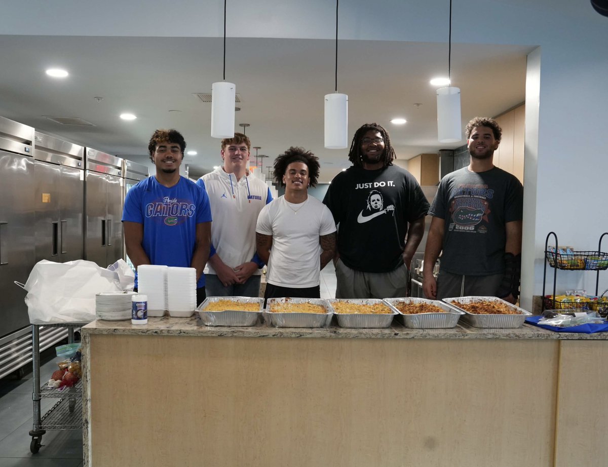 Eugene Wilson III (@ewil_iii) on Twitter photo We spent the night at the Ronald McDonald House cooking for families going through tough times. Grateful for the chance to give back‼️ If you're interested in helping out, you can sign up here: rmhcncf.org <a href="/FL_Victorious/">Florida Victorious</a> #FVFoundation We spent the night at the Ronald McDonald House cooking for families going through tough times. Grateful for the chance to give back‼️ If you're interested in helping out, you can sign up here: rmhcncf.org <a href="/FL_Victorious/">Florida Victorious</a> #FVFoundation