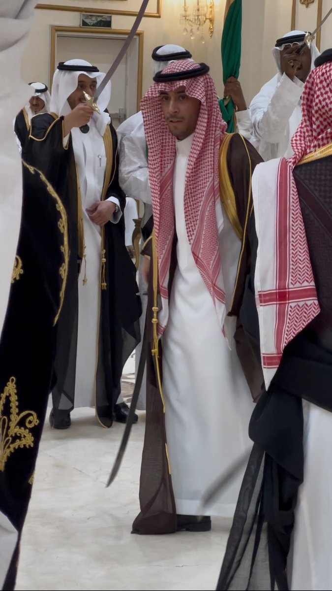 عمر العمران tweet media
