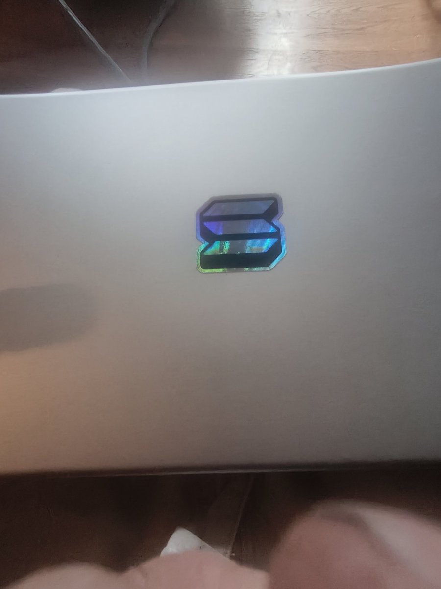 Friguy_859's tweet image. Just received my @playsolana merch today... Really loving the hoodie!!! Now cant wait for both of mine handhelds to get here to start earning crypto while nerding out to some crypto P2E games!!! #Solana  #P2Egame