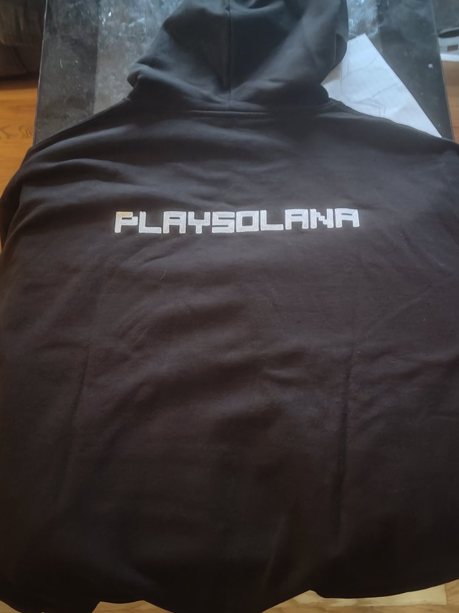 Friguy_859's tweet image. Just received my @playsolana merch today... Really loving the hoodie!!! Now cant wait for both of mine handhelds to get here to start earning crypto while nerding out to some crypto P2E games!!! #Solana  #P2Egame