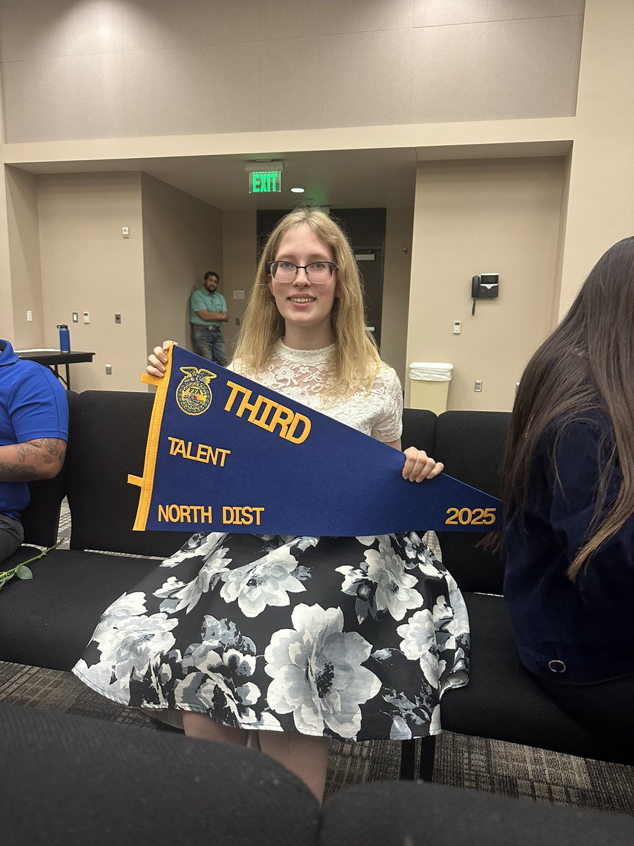 Congratulations Eliza Briscoe on 3rd place talent team at the North District FFA convention! <a href="/SpringISD_CTE/">SpringISD_CTE</a> <a href="/SPRINGHIGHLIONS/">Spring High School</a> #weAreSpring
