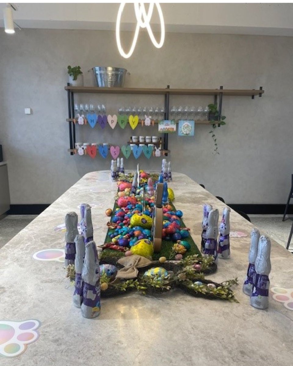 Easter treats, team laughs and good vibes all around! 

Yesterday’s morning tea was a sweet way to close out the week. Wishing our entire Epson community a safe and joyful Easter season. 🐣💛

#epson #epsonaustralia #easter
