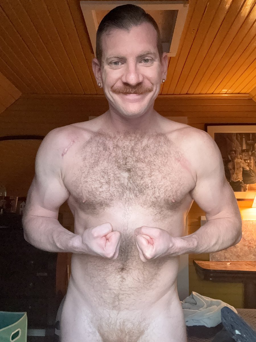 BillyWarrenXXX's tweet photo. Hard work is paying off ;) https://t.co/QLnx7gHelu
