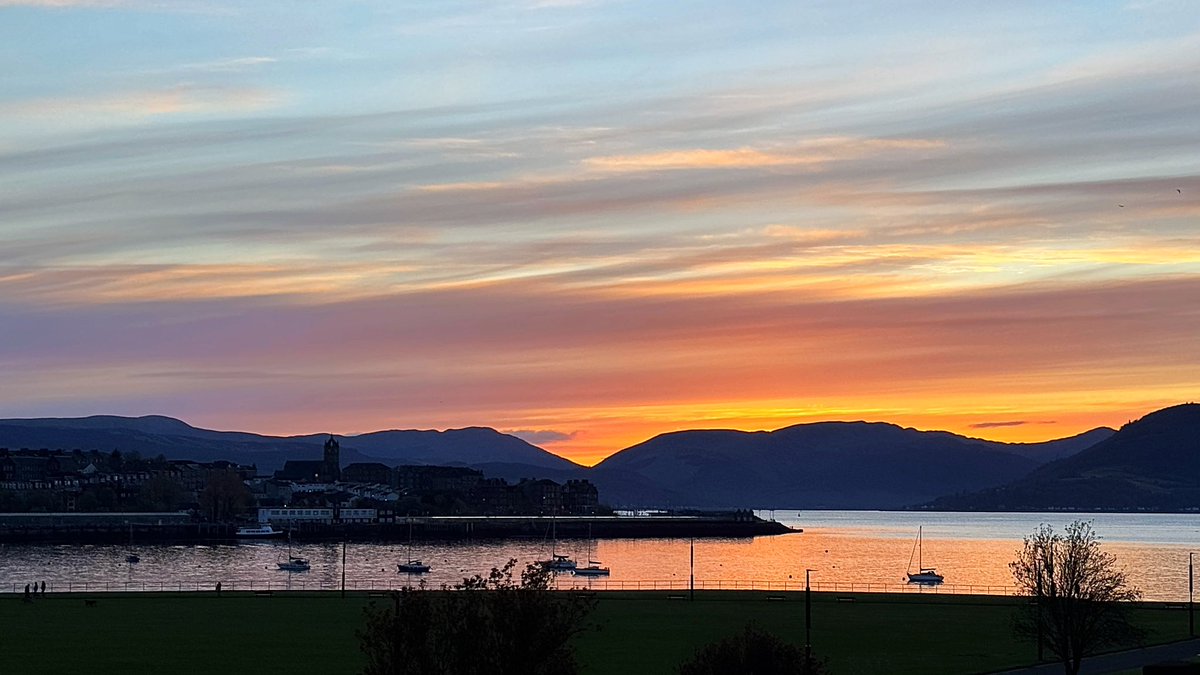 Discover Inverclyde (@discinverclyde) on Twitter photo Beautiful day
Thanks to <a href="/DarrochOlga/">siberian_ogre</a> for the photo 📸
Plan Your Visit 👇
discoverinverclyde.com
<a href="/VisitScotland/">VisitScotland</a> | <a href="/Scotland/">Brand Scotland 🏴</a>
#DiscoverInverclyde #Scotland #ScotlandIsCalling Beautiful day
Thanks to <a href="/DarrochOlga/">siberian_ogre</a> for the photo 📸
Plan Your Visit 👇
discoverinverclyde.com
<a href="/VisitScotland/">VisitScotland</a> | <a href="/Scotland/">Brand Scotland 🏴</a>
#DiscoverInverclyde #Scotland #ScotlandIsCalling
