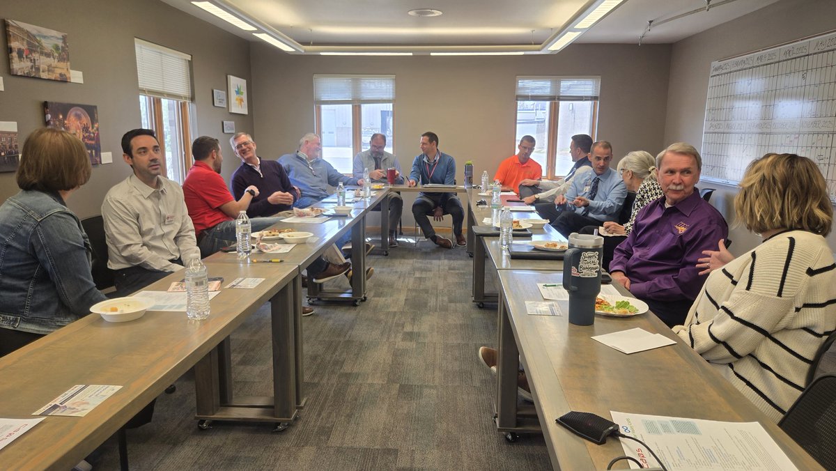 Signs your advisory board is invested in the work🔎💯🔥😎
We are thankful for all our community leaders who take time out of their work week to pour into our <a href="/CF_CAPS/">Cedar Falls CAPS</a> and <a href="/CedarValleyCAPS/">Cedar Valley CAPS</a> programs.