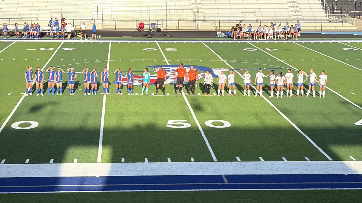 Beautiful night to recruit #futuretigers!  <a href="/hutchsoccer/">Hutchinson Girls Soccer</a> vs. <a href="/ladytrojansoc/">AHS Womens Soccer</a>