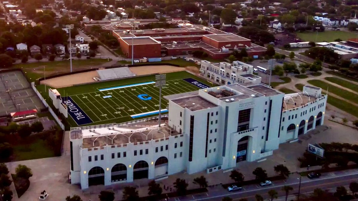 cfbcampustour's tweet image. 🗳️2025 Best FCS Stadium Invitational🗳️

Round 1

7) The Citadel: Johnson Hagood Stadium
• Opened 1948
• 11,427 seats
@CitadelFootball

11) Youngstown State: Stambaugh Stadium
• Opened 1982
• 20,630 seats
@ysufootball 

• Voting poll in replies
• See pinned tweet for bracket
