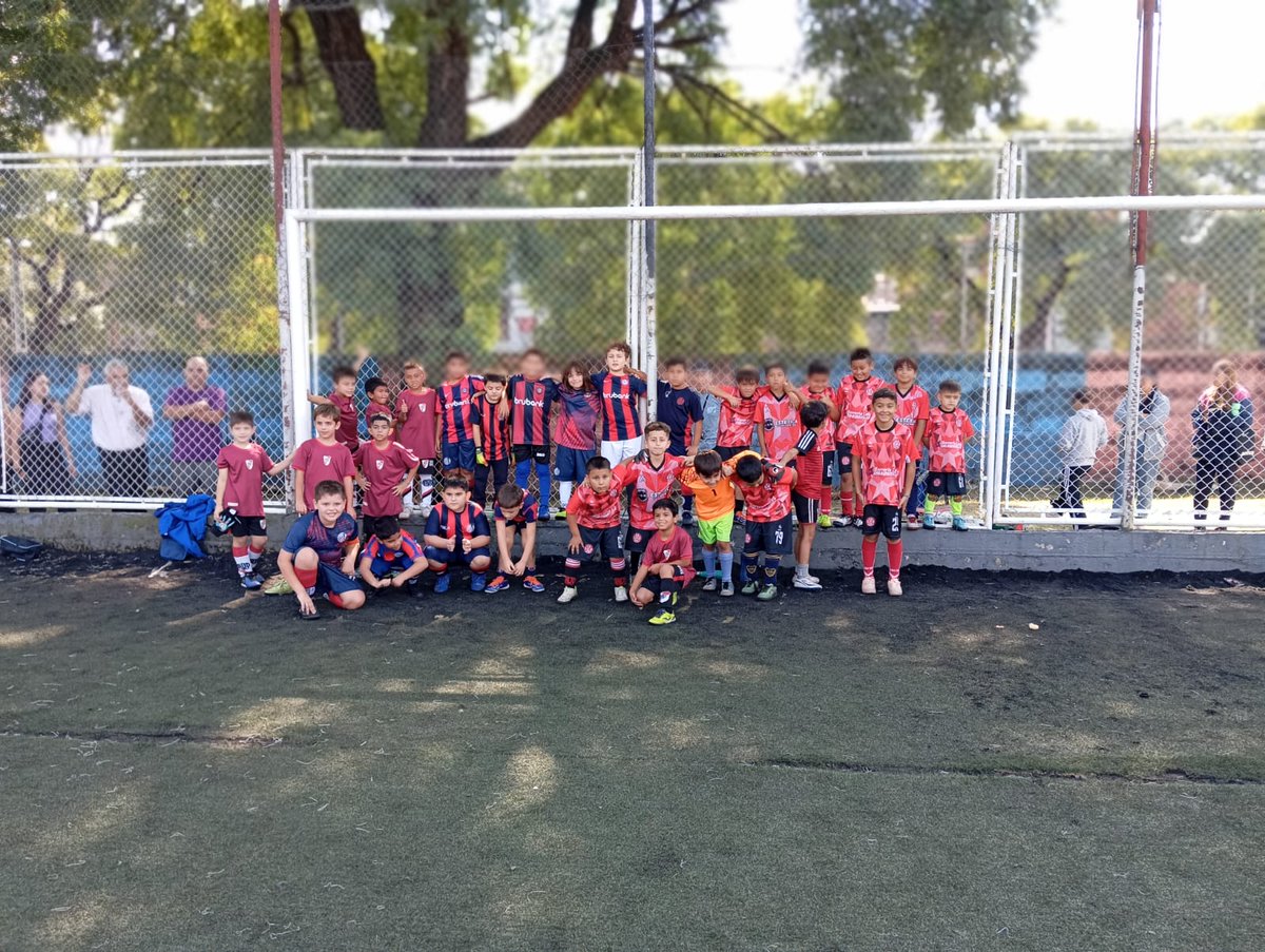 ESCUELA FUTBOL CASLA tweet media