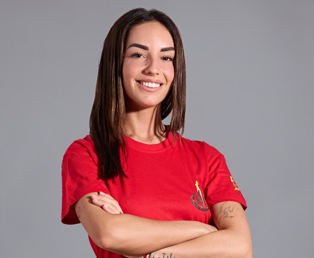 🌴¿A quién SALVAS?

🔄 RT - MONTOYA
❤️ MG - ANITA

#SVGala7