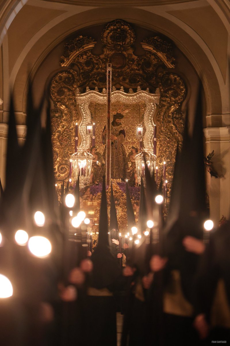PasionDeSevilla's tweet photo. Sin palabras esta IMAGEN.

@fransantiph 

#SSantaSevilla25 https://t.co/EfPmWIsJxZ