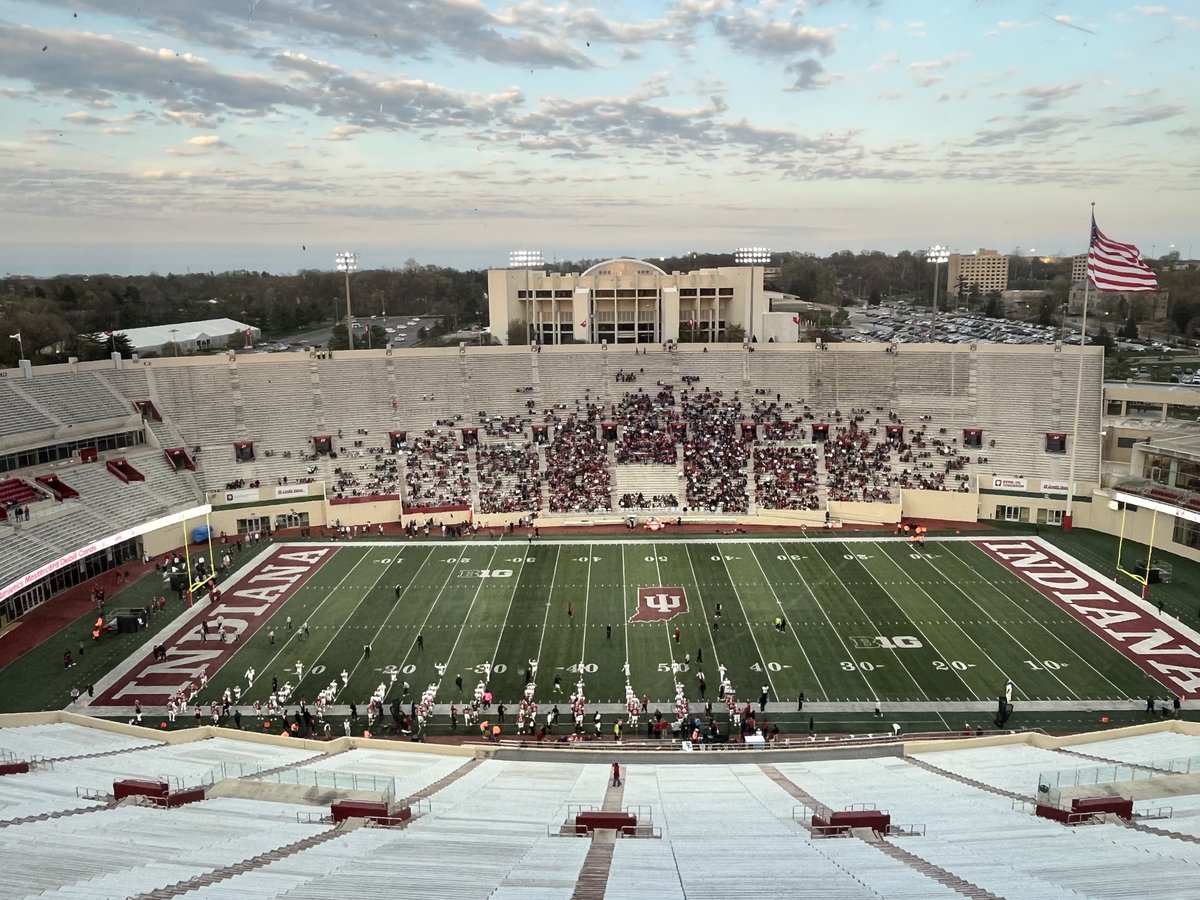 Michael Niziolek tweet media