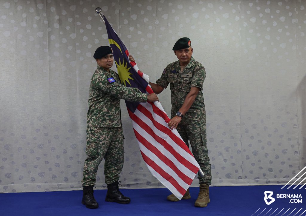 bernamadotcom's tweet image. Operasi bantuan kemanusiaan ini berlepas ke negara berkenaan dengan dua pesawat A400M milik TUDM  turut membawa keperluan peralatan perubatan bagi pengoperasian Hospital Medan. 

Berita penuh : bernama.com/bm/news.php?id…

📸 Shafiq Hashim | BERNAMA

#BernamaImages #BernamaNews #ATM…