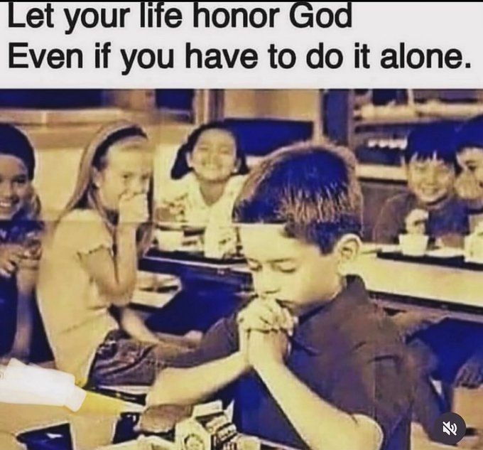 JesusSavesUs777's tweet image. 