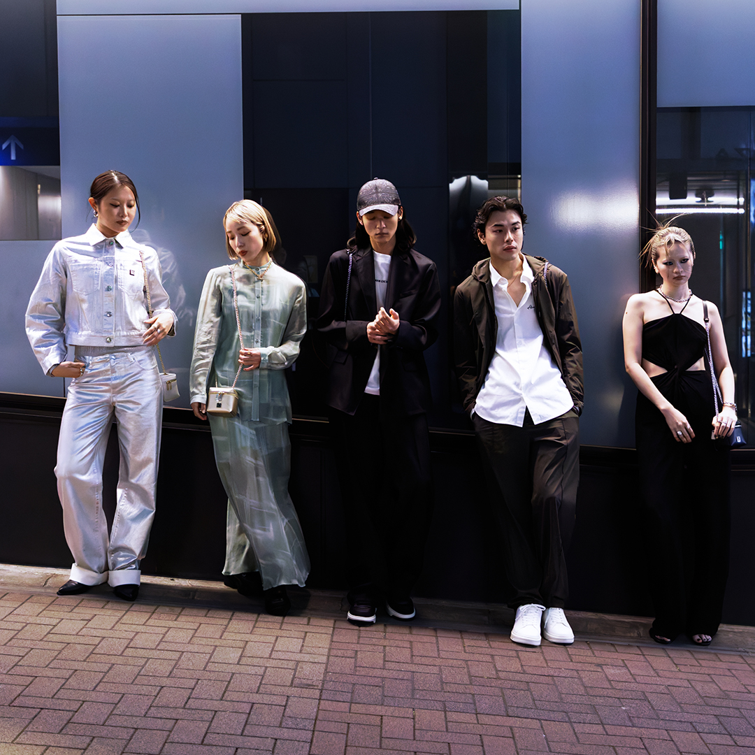ARMANI_JAPAN's tweet photo. 4/17(木)〜4/19(土)の3日間限定開催中
渋谷 #CÉLAVITOKYO に、A|Xの新しい都市型体験空間「THE A|X SPOT」が登場！　
4/17のレセプションパーティーには、A|Xらしいエッジィなルックを纏ったゲストたちが集結しました！
▼詳細はこちら
https://t.co/b5IdgZNZEh

#ArmaniExchange  #AXss25