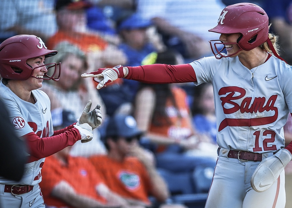 NCAA Softball tweet media