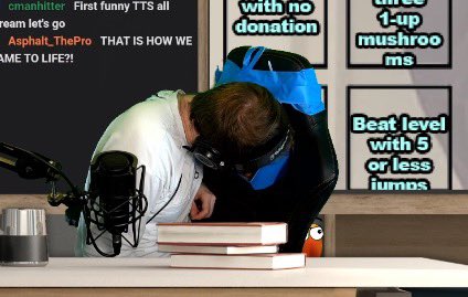 DougDoug Out Of Context tweet media