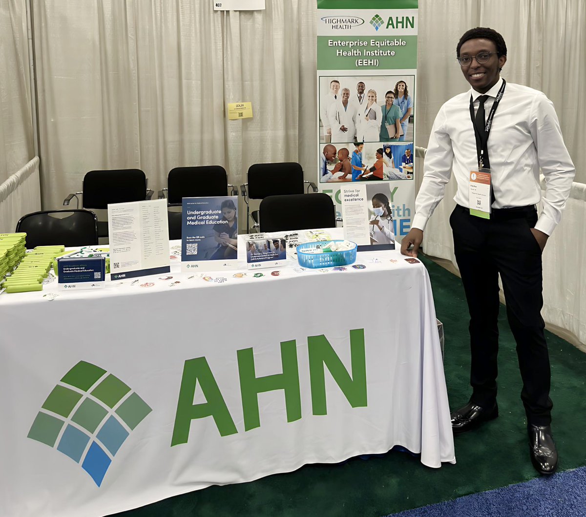 Great start at #AMEC2025! What a joy representing our amazing AHN residency programs and meeting so many passionate and driven future physicians. Looking forward to continued conversations, connections, and opportunities to shape the future of medicine together. <a href="/AHNIMres/">AHNIMres</a>