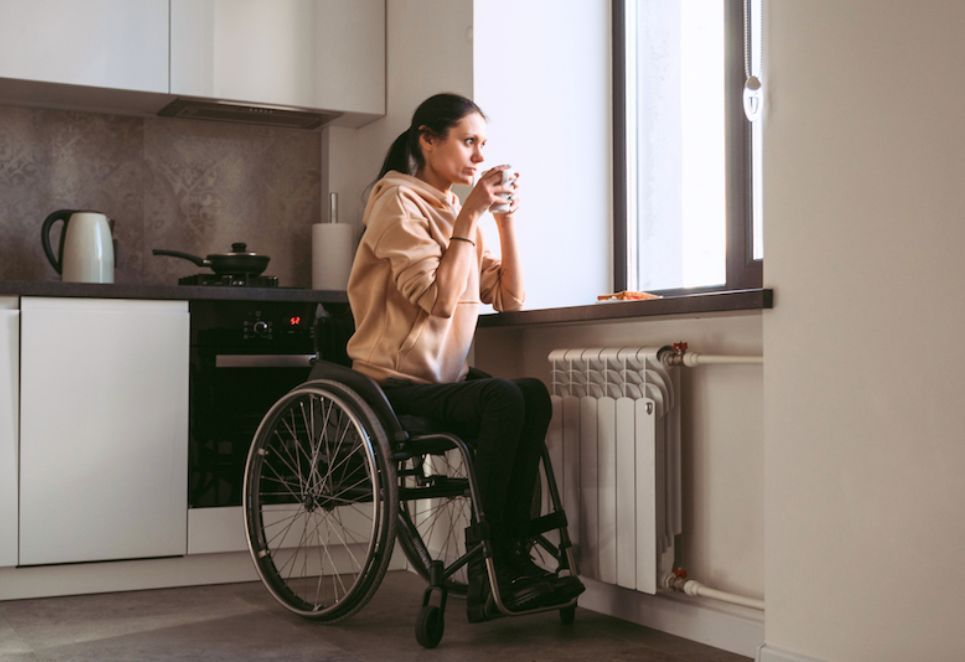 RollingMag's tweet image. From physical activity and pressure relief to emotional wellbeing, the Enable Centre shares tips on building a smoother home routine as a wheelchair user. 
buff.ly/fWlhfxf 

#EnableCentre #HomeRoutine #SpinalcordInjury #Wheelchair #Disability