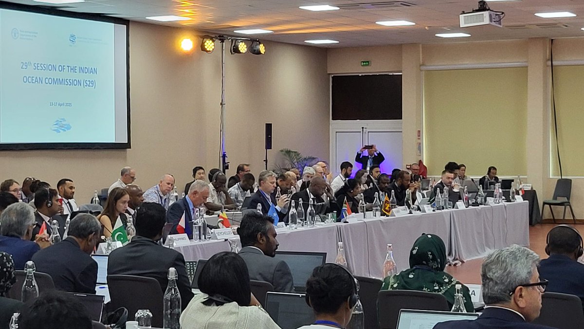 🎣A Divided Ocean: Progress and Persistent gaps in #IOTC’s 29th session
▶️ #Skipjack and #bigeye #TAC and allocation 
▶️ Improvement of #shark management and fight against shark finning 
⚠️ Systematic vote over consensus 
⚠️ Lack of level playing field

👉 europeche.chil.me/post/a-divided…