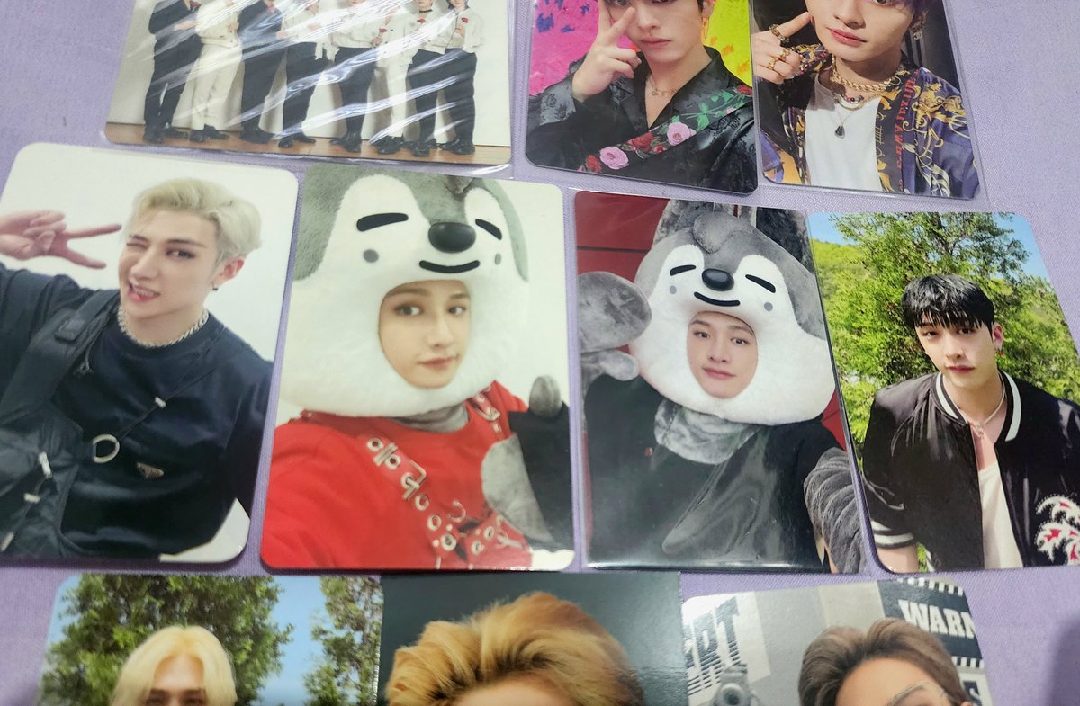 jinnieeee08's tweet photo. WTS Lfb Stray Kids Photocards pc pob decluttering hyunjin bang chan lee know 

Selling as set for Php 3,750 + sf

* Mop - Gcash, maya, bank transfer
*Mod- Sdd, jnt, can meet up in bgc only
*Can ship WW 🌏 but with added paypal fee

All in mint condition https://t.co/4nIu5CwMZ2