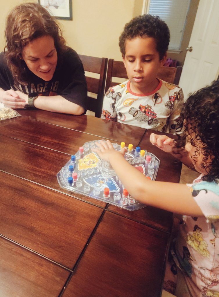 TurnAndBurn210's tweet photo. 🚨FAMILY GAME NIGHT LFG🚨 🎉 Brightness kicked our asses at Paw Patrol Trouble as Skye 🤪😅 #Khaleesi = 🟡🚧 #Quattro = 🔵🚔 #Brightness = 💓🛩 #Me = 🔴🚒
Fifteen for Team...Farmers Fight...Call it a Night 🌙😴👍 #FelderFour 🥰 https://t.co/Uv0ZYssByj