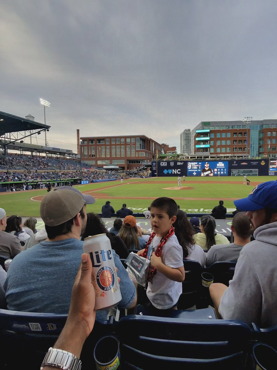 livestcks's tweet image. couldnt ask for a better day at the #DBAP