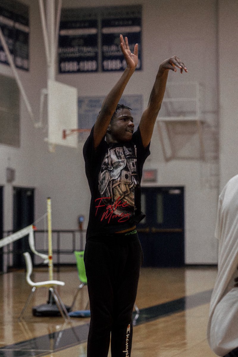 vothecreator's tweet photo. #memphis #photographer #videographer #sportsvideographer #sportsphotographer #basketball #highschoolbasketball #boysbasketball🏀 https://t.co/1cJ84OPJLa