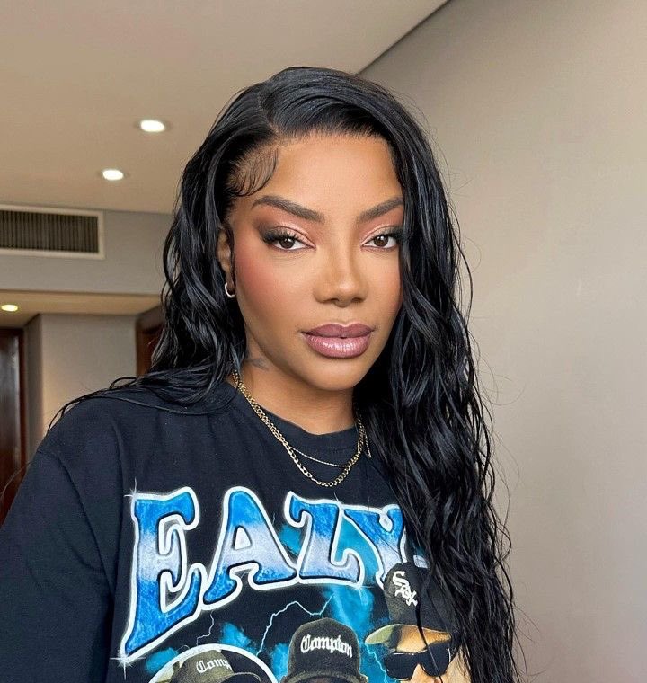QGdoPOP's tweet photo. Ludmilla sobre a TV Globo ter CONFIRMADO o convite para ela abrir o show de Lady Gaga:

“Assunto encerrado né. Brigada, boa noite.” https://t.co/GMyFKXIYFg