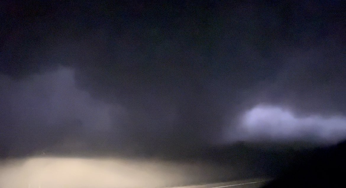 Just had an absolute monster near Essex Iowa, audible roar
