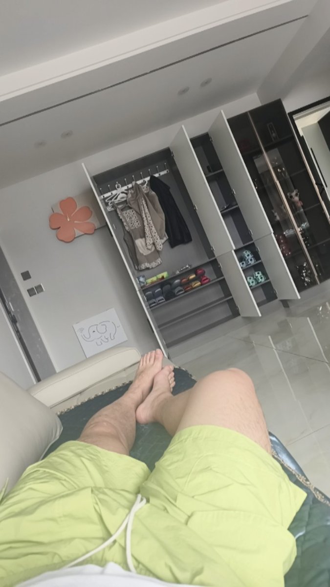 绿癖淫妻 tweet media