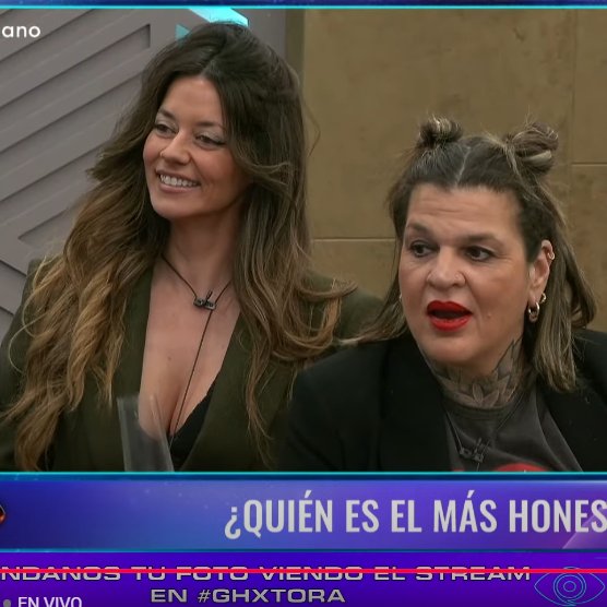 ladymoskigna's tweet photo. Del Moro: Quién es el más honesto??
Lulú: Yo porque digo todo lo que se me viene a la boca

Eugenia: Eso no es ser honesta, es que sos una maleducada lengua de trapo. Busquen la definición correcta de honestidad por favor

JSJSJSJ La sepultó . LA AMOOO #GranHermano https://t.co/eYVy46MGlb