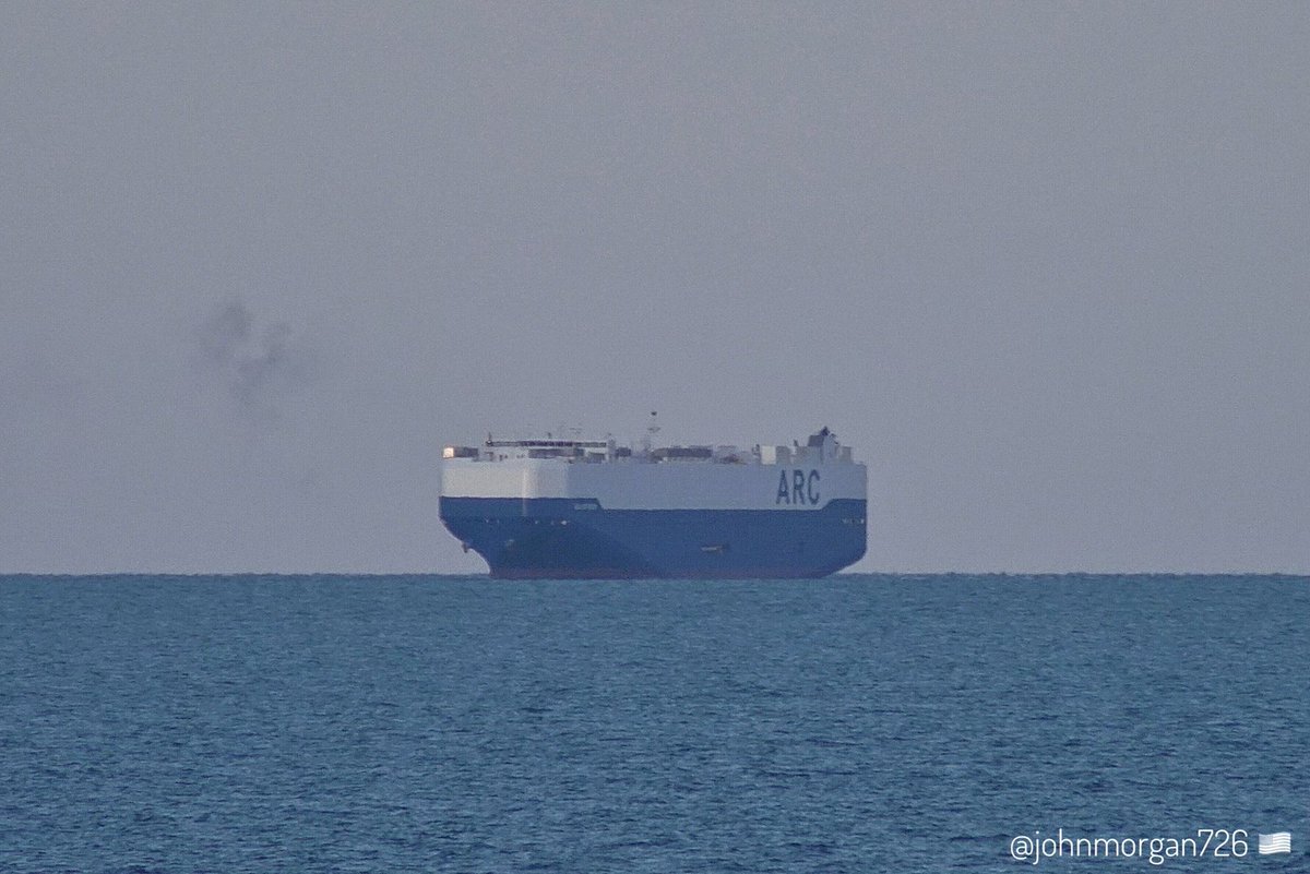 WarshipCam's tweet photo. Vehicle Carriers ARC Defender and ARC Independence of the Maritime Security Program (MSP) off of Virginia Beach headed to Baltimore, Maryland - April 17, 2025 #arcdefender
SRC: TW-@johnmorgan726 https://t.co/y2atKw4kyC
