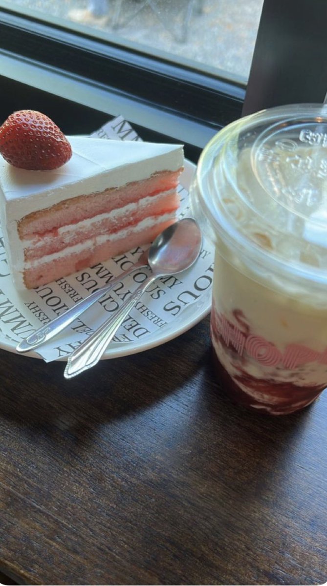 k39363's tweet photo. 🍰 🍵 🫶🏻 https://t.co/rOVGaVpfIk