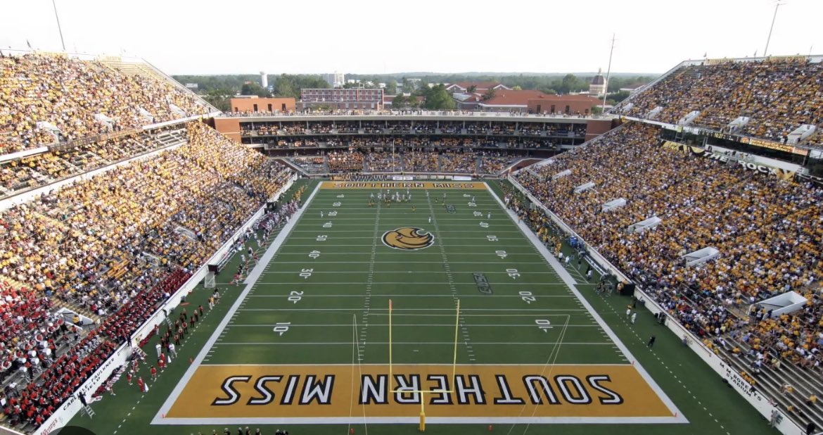 Blessed to receive a full scholarship offer to Southern Miss <a href="/OneOnOneKicking/">OneOnOne Kicking Camps🏈</a> <a href="/_Mike_McCabe/">Coach Mike McCabe</a> <a href="/onealhealth/">Michael O’Neal</a>