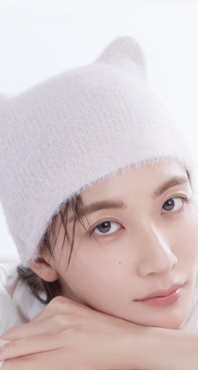 제가 배경화면 하고싶어서 글씨 지워왔어요