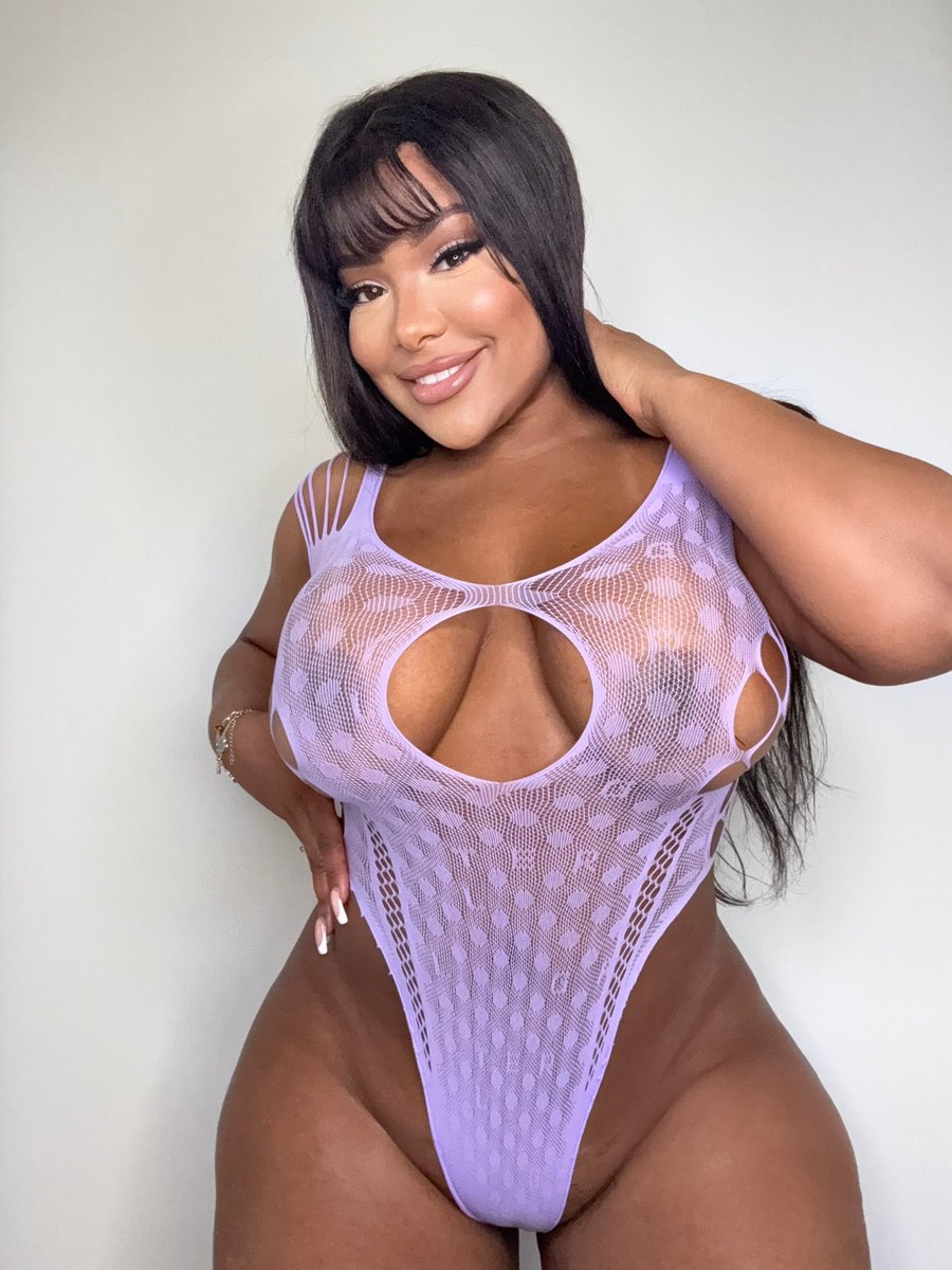 Taking some New Verification photos 😈💜📸 putting all my Nudes on my OF 💦
