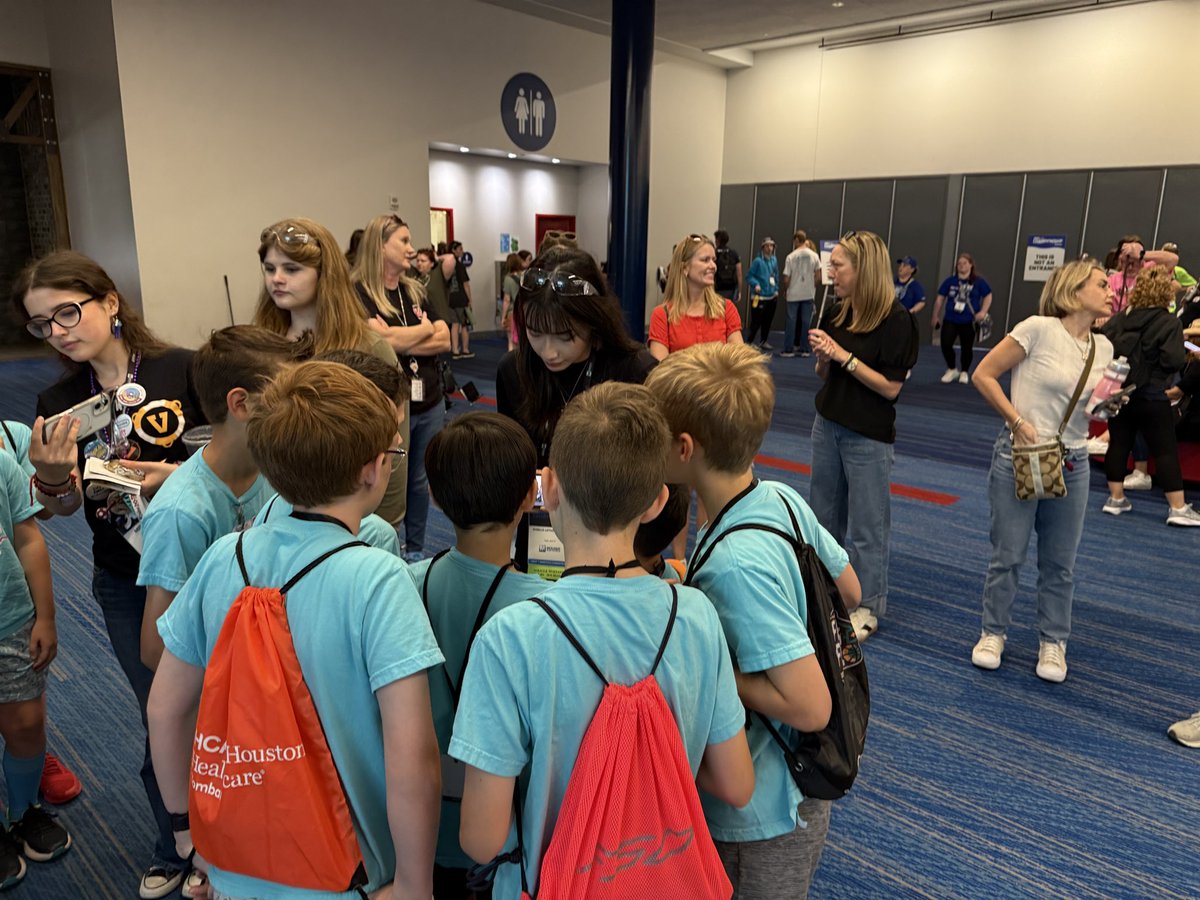 TMHS_Robotics (@tmhsrobotics) on Twitter photo Vector 8177 had a lot of fun hosting a SWE share table & giving one of our elem schools a tour of the World Championship. FIRST is such an amazing community to be a part of! Oh yeah! Teaching others how to steal the moon! #STEM <a href="/FIRSTinTexas/">FIRST in Texas</a> <a href="/swehouston/">SWE Houston</a> <a href="/TomballISD/">Tomball ISD</a> 🦾🎮💜🏙️ 🌕 Vector 8177 had a lot of fun hosting a SWE share table & giving one of our elem schools a tour of the World Championship. FIRST is such an amazing community to be a part of! Oh yeah! Teaching others how to steal the moon! #STEM <a href="/FIRSTinTexas/">FIRST in Texas</a> <a href="/swehouston/">SWE Houston</a> <a href="/TomballISD/">Tomball ISD</a> 🦾🎮💜🏙️ 🌕