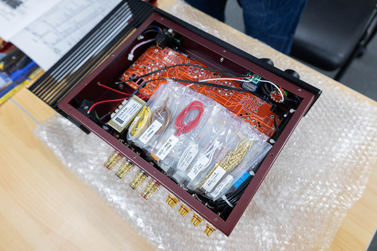 pw_audio's tweet image. 【レビュー】組み立てる喜び、音が出る感動。真空管初心者にも安心、トライオードのアンプキット「TRK-3488」を作ってみた！制作時間は約4時間、GWのの「大人の工作」にもぴったりです！
phileweb.com/review/column/…
#TRIODE #トライオード #真空管アンプ